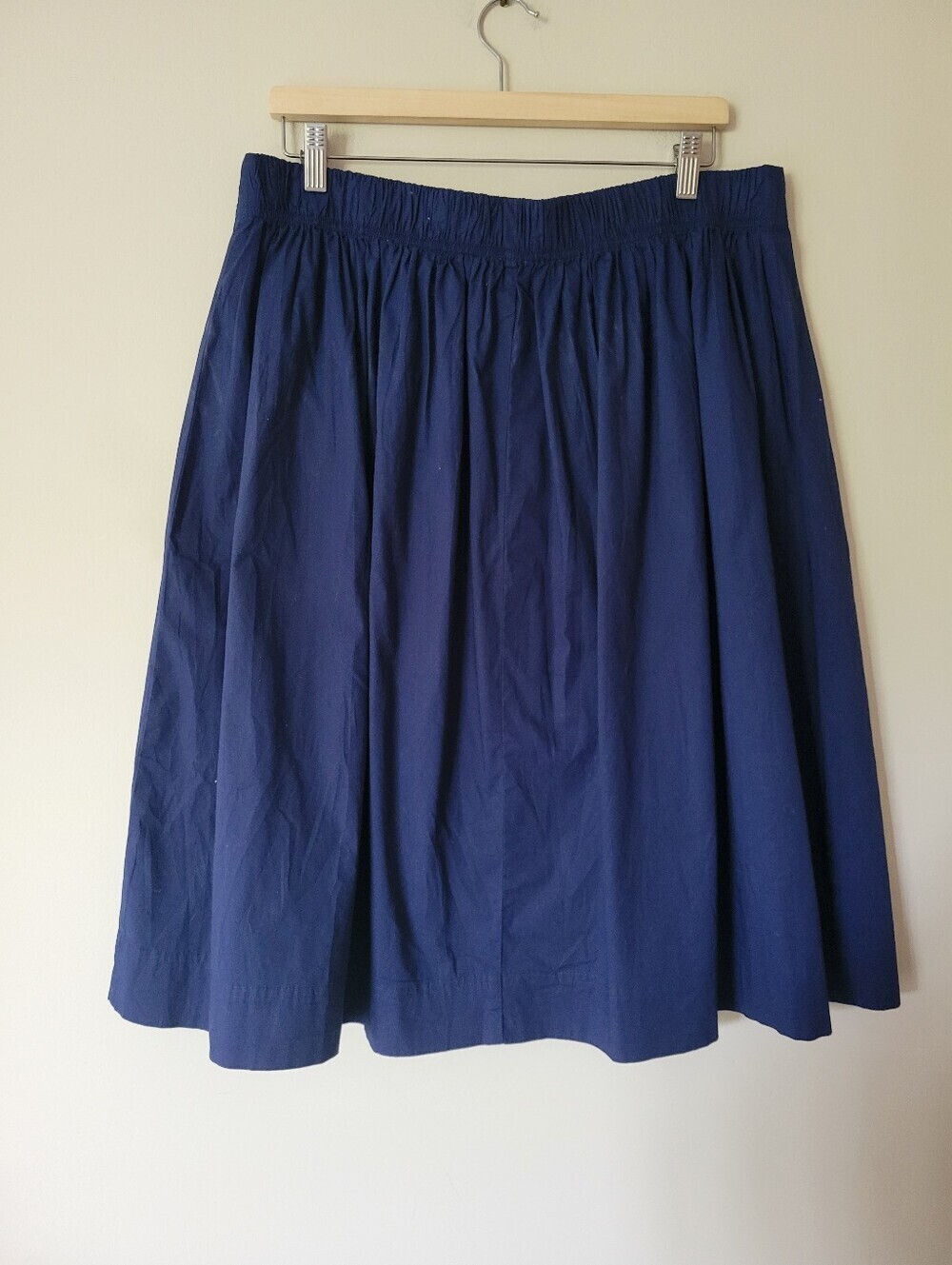 J. Crew Pleated button-front midi skirt Cotton Poplin Navy Blue Size Large - Picture 3 of 7